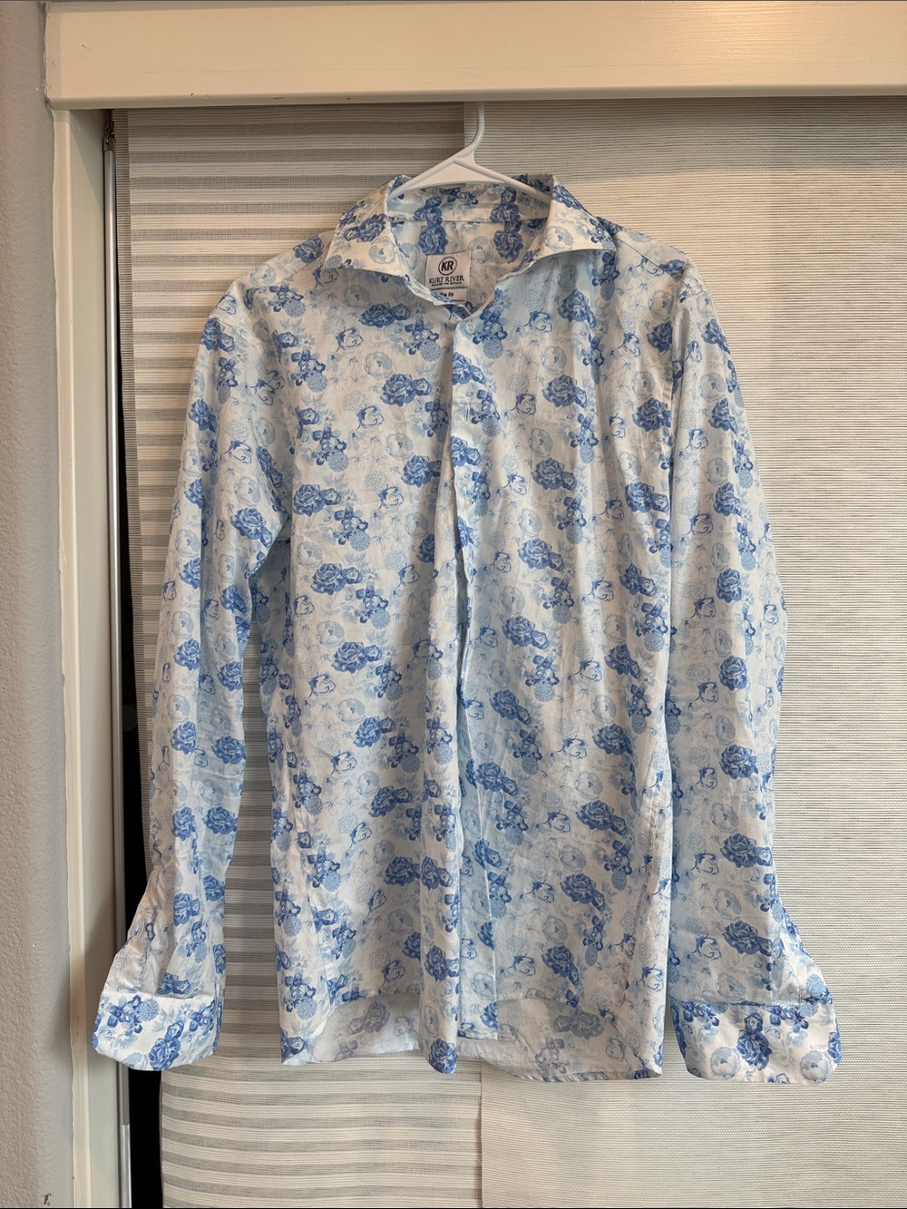 Men's Light Blue Floral Button-Down Shirt - Casual Dress Shirt